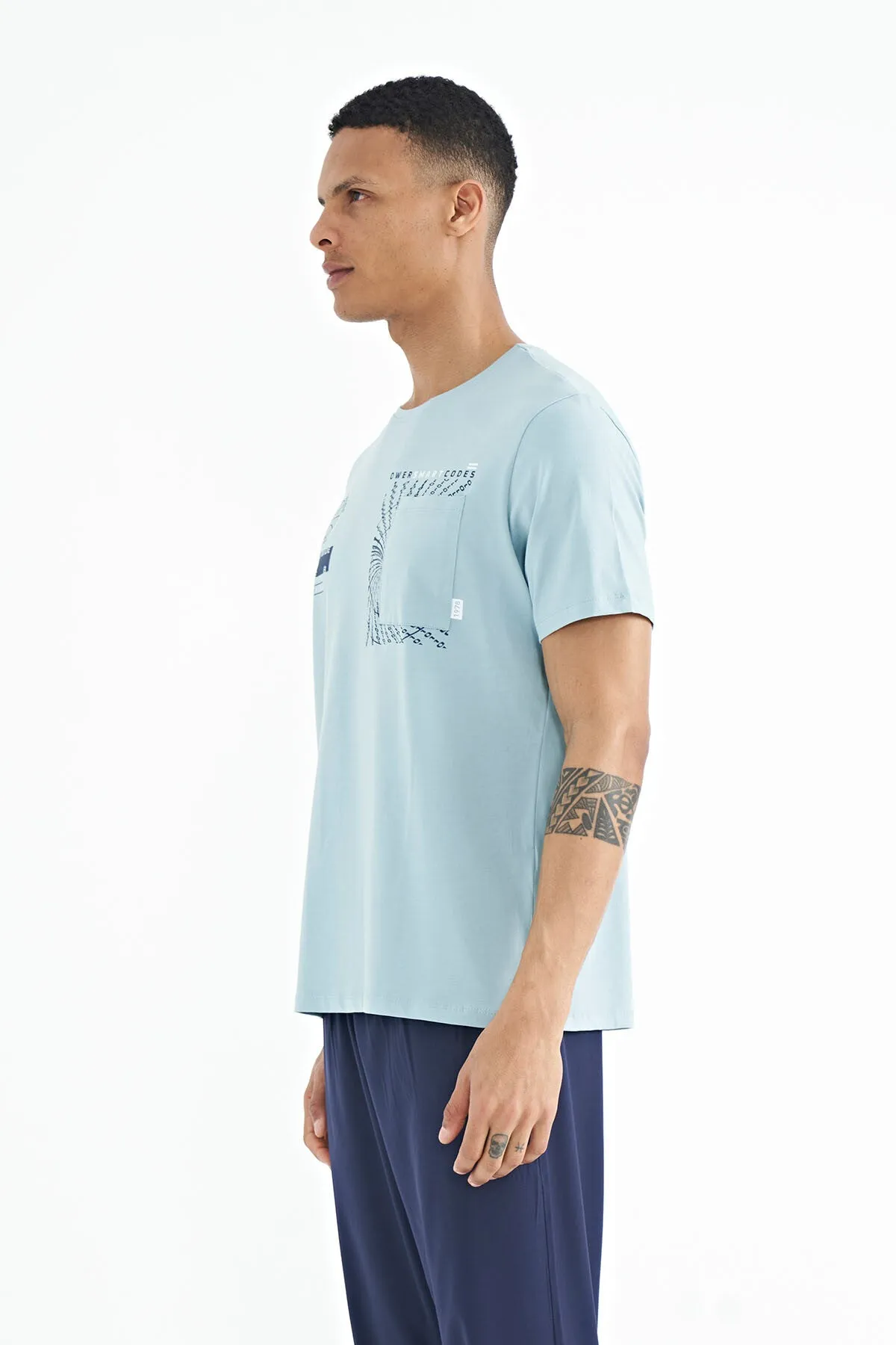 cep detayli baskili o yaka erkek t-shirt - 88184