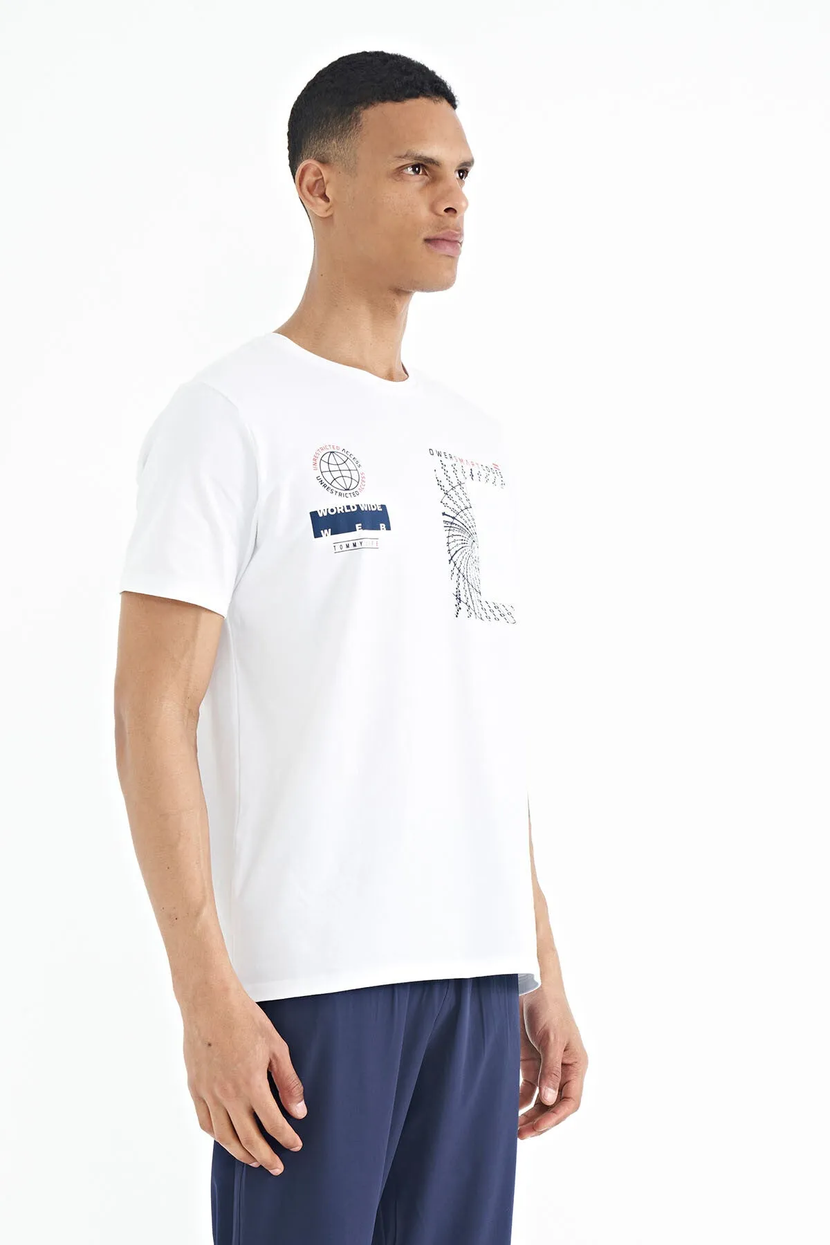 cep detayli baskili o yaka erkek t-shirt - 88184