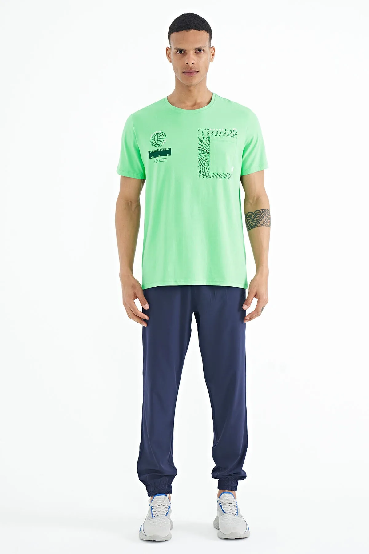 cep detayli baskili o yaka erkek t-shirt - 88184