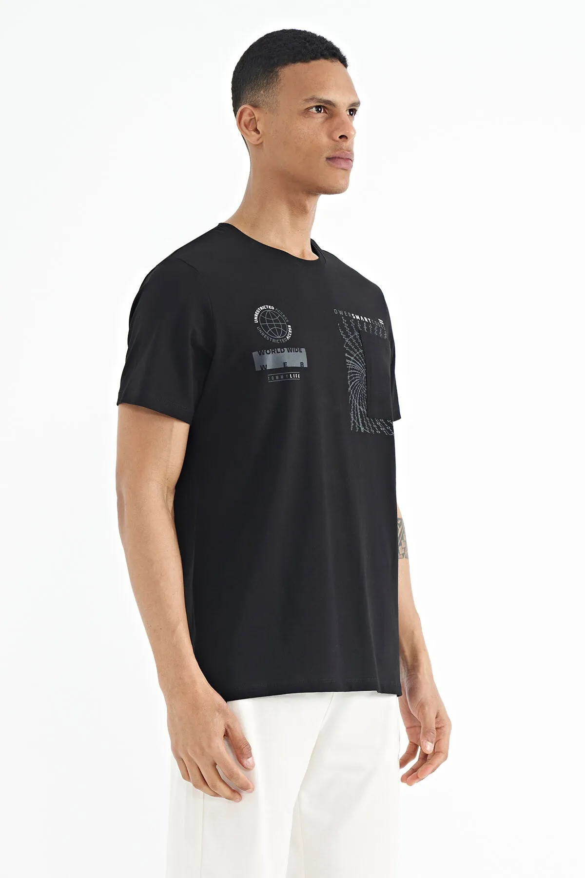 cep detayli baskili o yaka erkek t-shirt - 88184