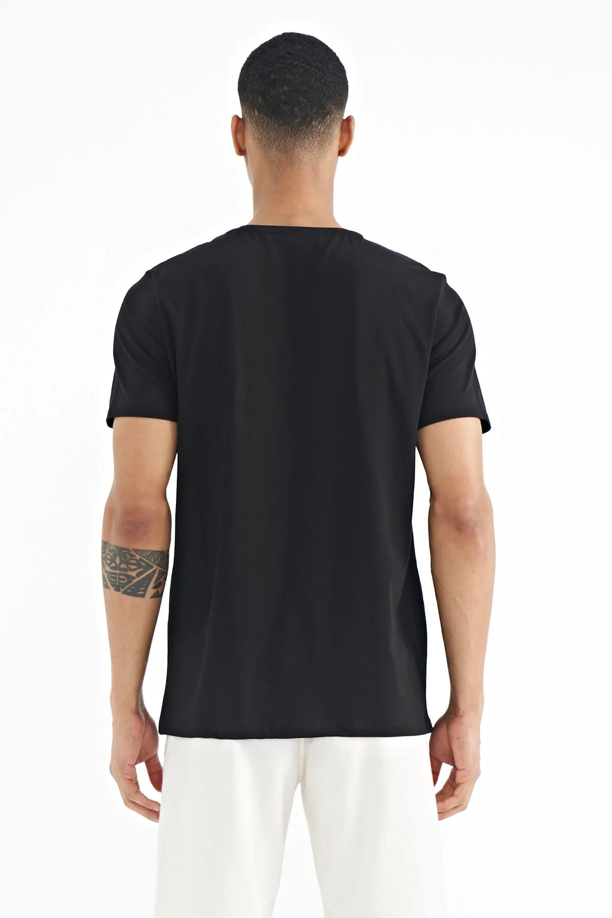 cep detayli baskili o yaka erkek t-shirt - 88184