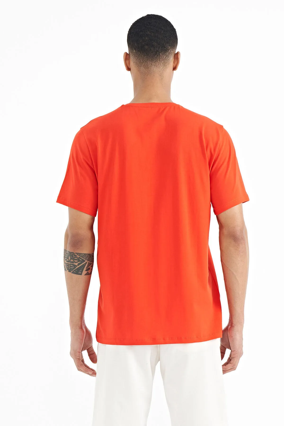 cep detayli baskili o yaka erkek t-shirt - 88184