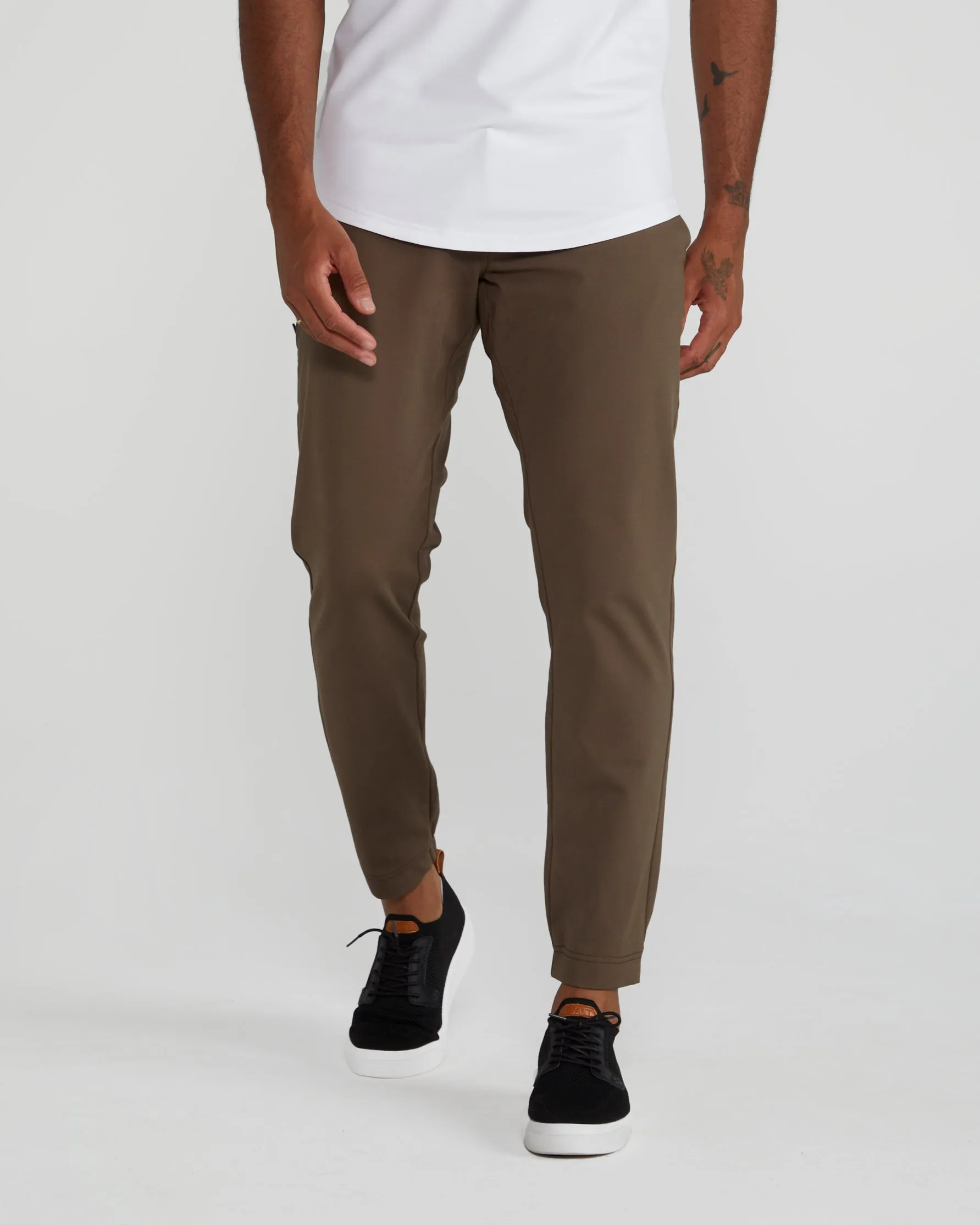 Everyday Jogger Pant (Size 32)