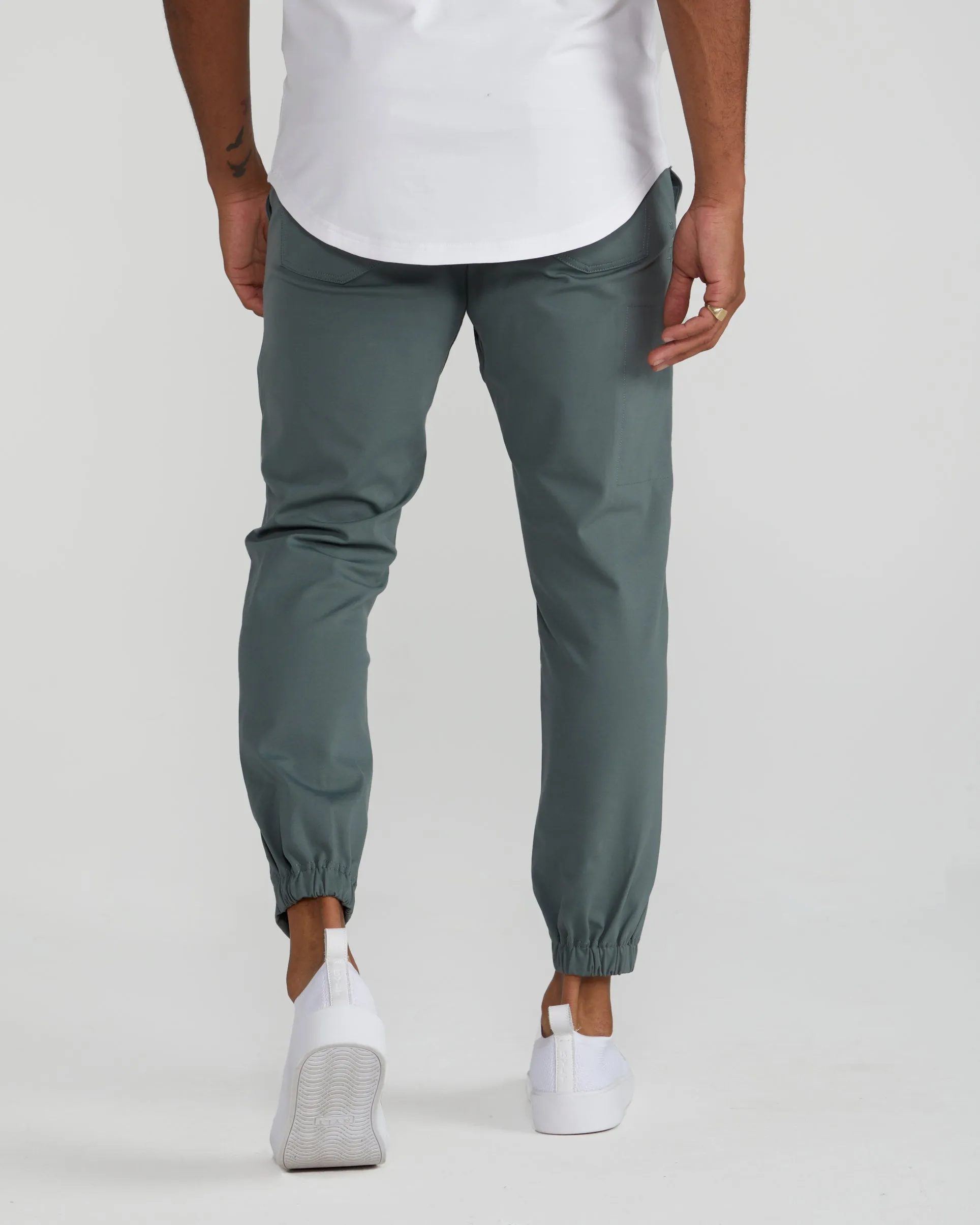 Everyday Jogger Pant (Size 32)