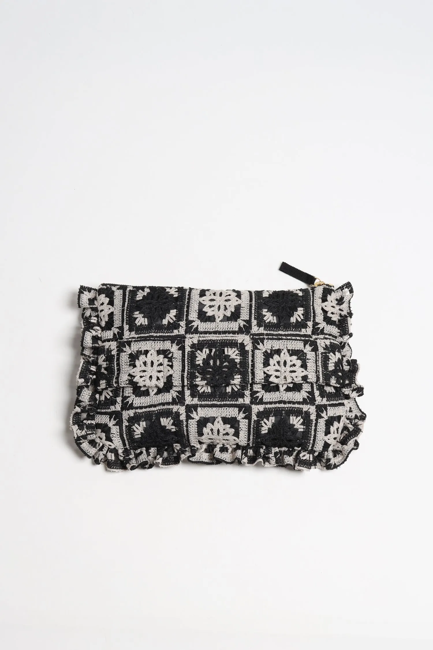 Pochette Macrame in Mini Tiles Black
