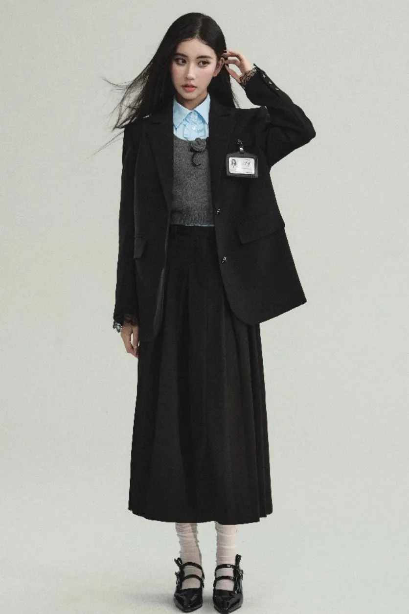 Professional Chic: Office-to-Evening Versatile Wardrobe Set