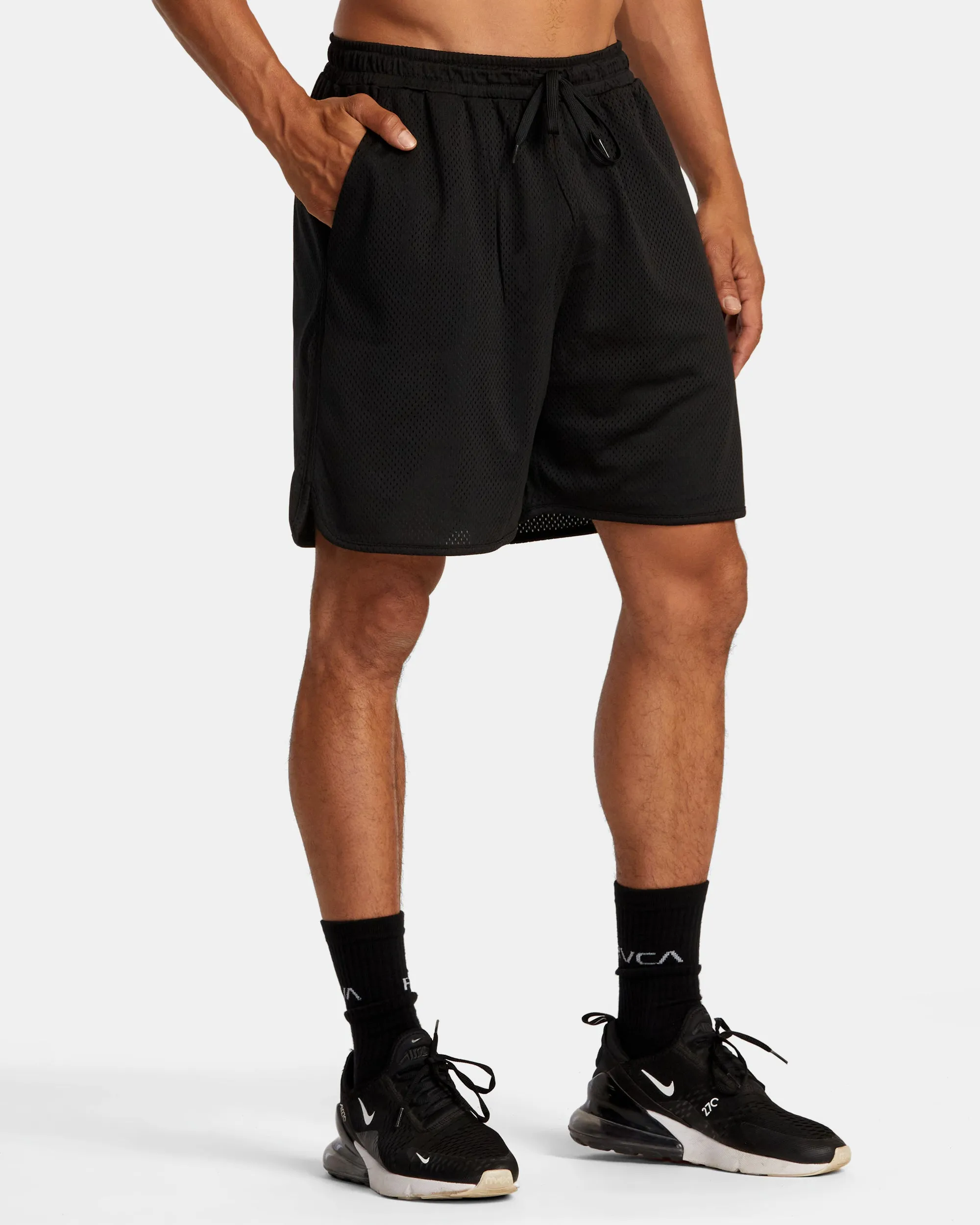 VA Essential 19" Shorts - Black