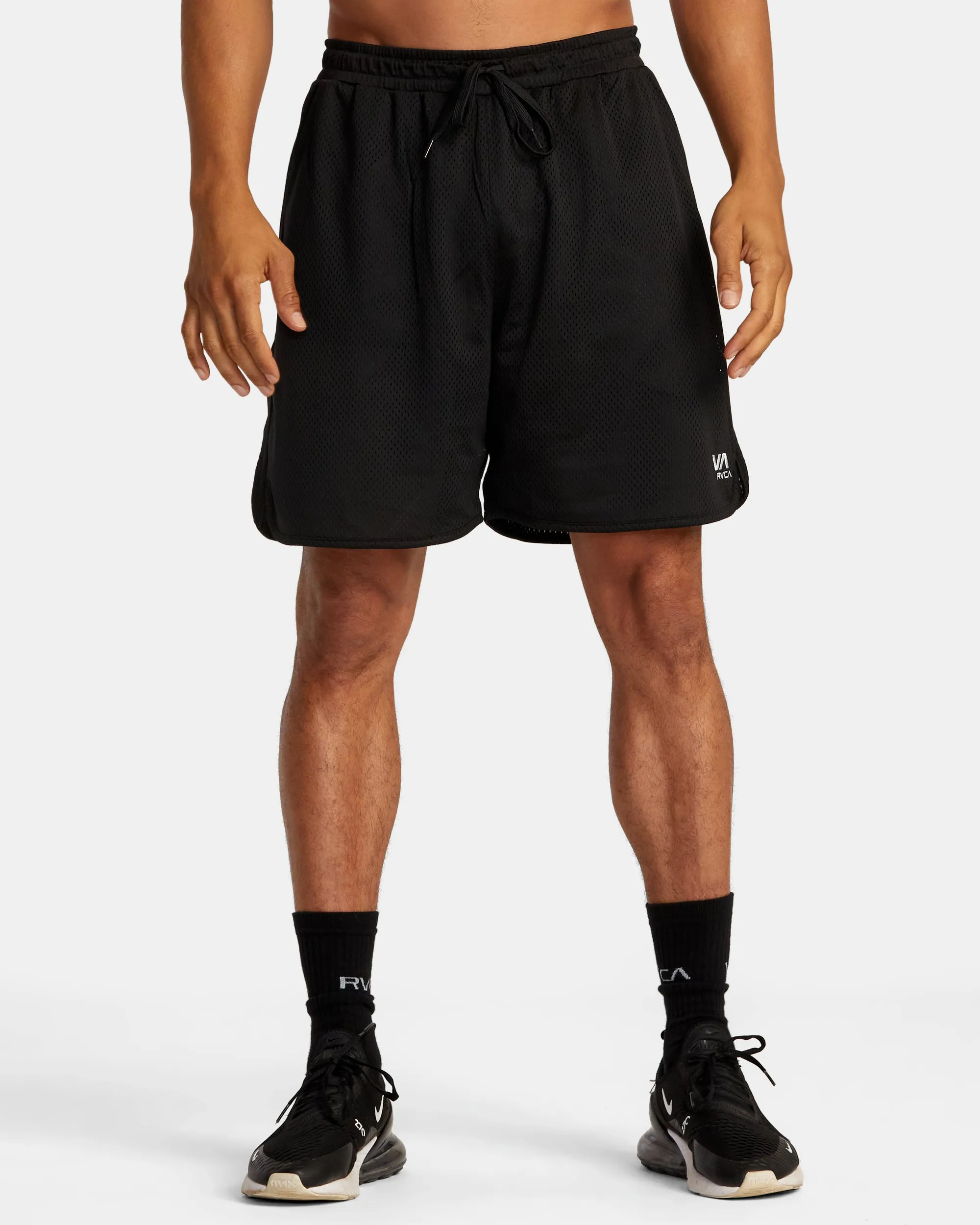 VA Essential 19" Shorts - Black